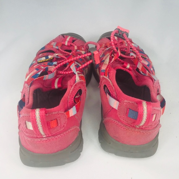 Keen Waterproof Sandals Women Size 2 Pink - Picture 6 of 7